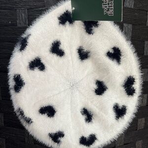 White and Black Heart Pattern Beret